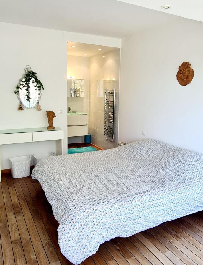 Superbe Dans Cadre D'exception - Piscine, Et Tennis Prive Apartment *