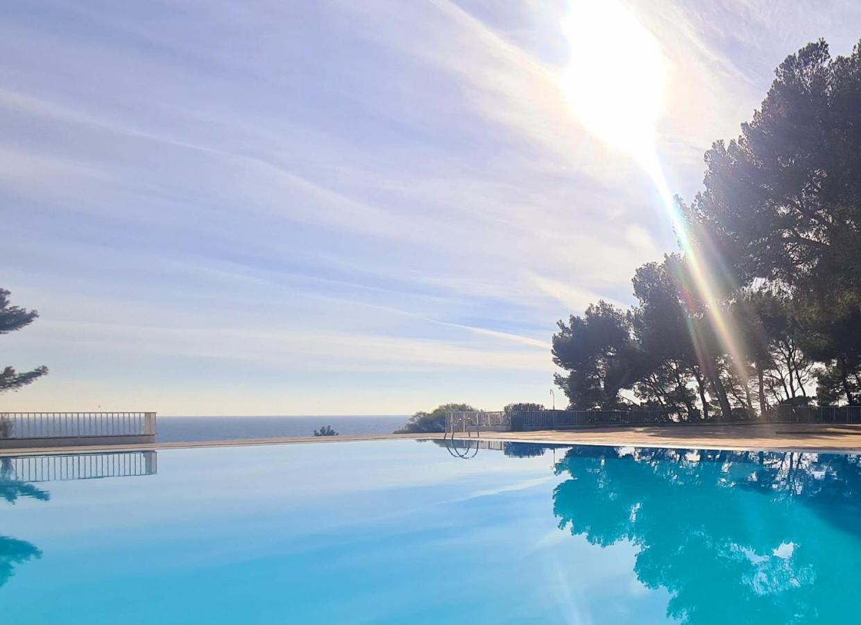 Superbe Dans Cadre D'exception - Piscine, Et Tennis Prive Appartamento Bandol